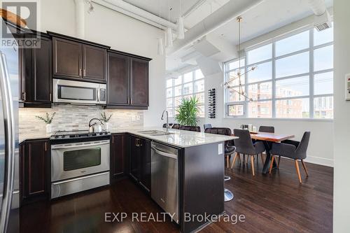 322 - 112 Benton Street, Kitchener, ON - Indoor Photo Showing Kitchen With Upgraded Kitchen