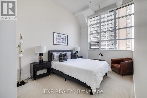 322 - 112 Benton Street, Kitchener, ON - Indoor Photo Showing Bedroom