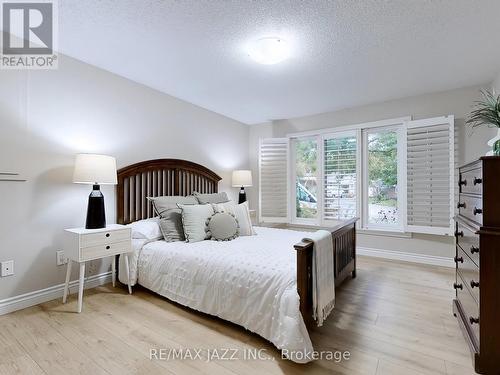 11 Canoe Court, Clarington (Newcastle), ON - Indoor Photo Showing Bedroom