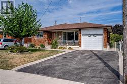 49 ANSON Avenue  Hamilton, ON L8T 2X5