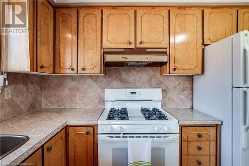 49 Anson Avenue, Hamilton, ON - Indoor Photo Showing Kitchen