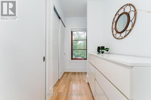 20 Thorncliffe Avenue, Toronto, ON - Indoor Photo Showing Other Room