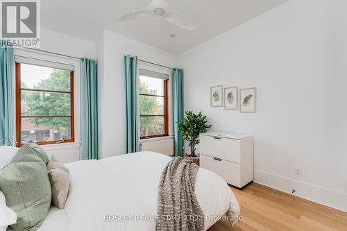 20 Thorncliffe Avenue, Toronto, ON - Indoor Photo Showing Bedroom