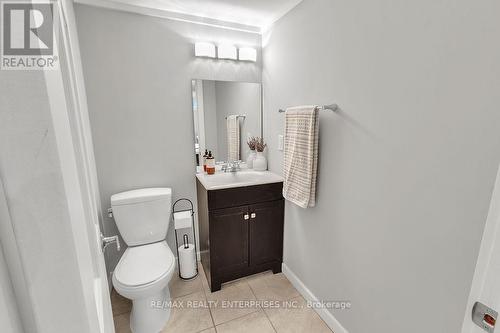 1437 Pinecliff Road, Oakville, ON - Indoor Photo Showing Bathroom