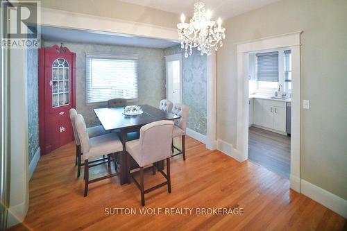 10 Erie Avenue, London, ON - Indoor Photo Showing Dining Room