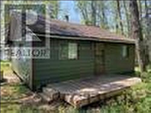 25522 A St. Anthony Lake Road, Larder Lake, ON - Outdoor