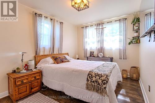 464 Gorham Road, Fort Erie, ON - Indoor Photo Showing Bedroom