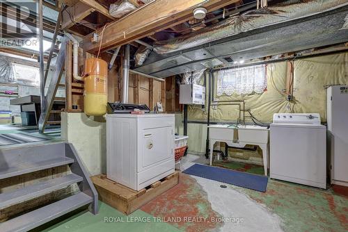 67 Lois Avenue, St. Thomas, ON - Indoor Photo Showing Laundry Room