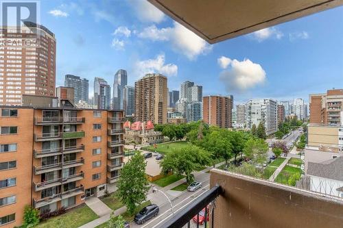 701, 733 14 Ave  Sw, Calgary, AB - Outdoor With Balcony