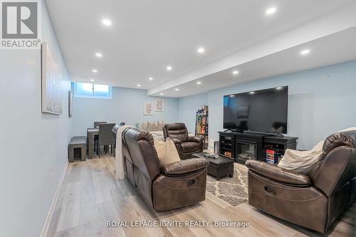 14 Gammon Crescent, Brampton, ON - Indoor