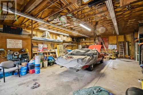 14336 Caledon King Townline S, Caledon, ON - Indoor Photo Showing Garage