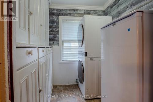 348 Ridge Road N, Fort Erie, ON - Indoor Photo Showing Laundry Room