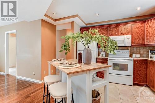 1979 Richardson Side Road, Ottawa, ON - Indoor Photo Showing Kitchen