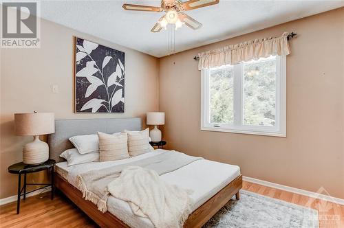 1979 Richardson Side Road, Ottawa, ON - Indoor Photo Showing Bedroom