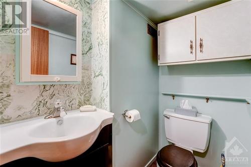 1979 Richardson Side Road, Ottawa, ON - Indoor Photo Showing Bathroom