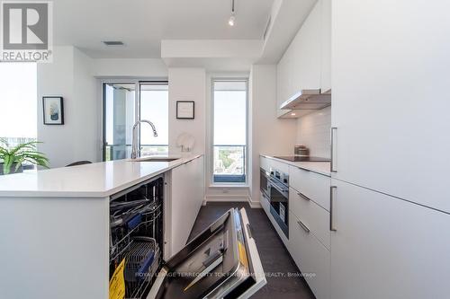 S1509 - 8 Olympic Garden Drive, Toronto, ON - Indoor Photo Showing Kitchen