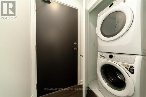 S1509 - 8 Olympic Garden Drive, Toronto, ON - Indoor Photo Showing Laundry Room