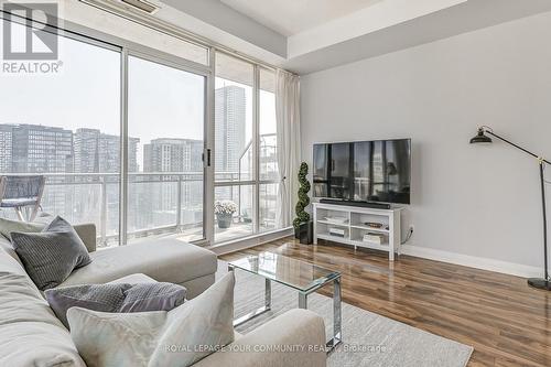 Sph2001 - 220 Victoria Street, Toronto, ON - Indoor Photo Showing Living Room