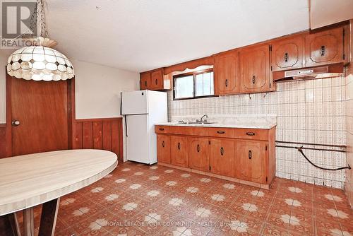 199 Driftwood Avenue, Toronto, ON - Indoor Photo Showing Kitchen