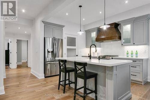 105 Rustic Road, Toronto, ON - Indoor Photo Showing Kitchen With Upgraded Kitchen