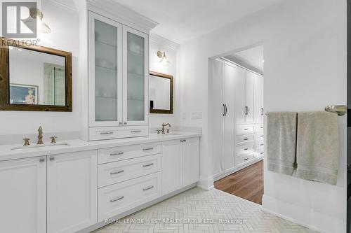 105 Rustic Road, Toronto, ON - Indoor Photo Showing Bathroom