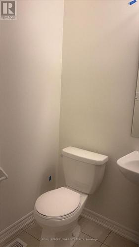 89 Baker Street, Thorold, ON - Indoor Photo Showing Bathroom