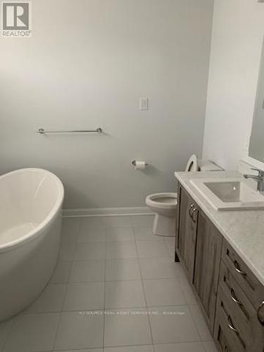 546 Anchor Circle, Ottawa, ON - Indoor Photo Showing Bathroom