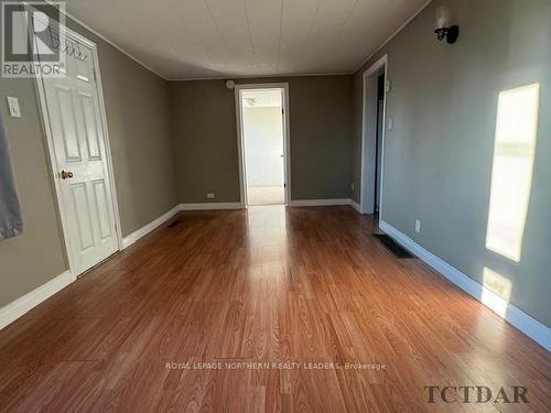 129 Front Street, Timmins, ON - Indoor Photo Showing Other Room