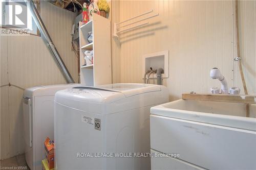 5 Shea Crescent, Kitchener, ON - Indoor Photo Showing Laundry Room