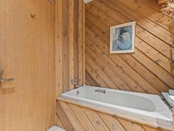 Ensuite bathroom - 