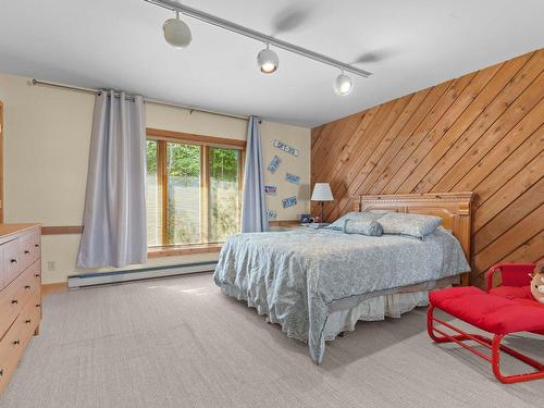 Bedroom - 171 Av. Nantel, Sainte-Agathe-Des-Monts, QC - Indoor Photo Showing Bedroom