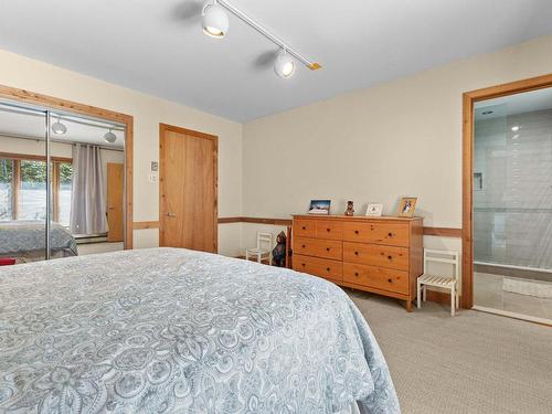 Bedroom - 171 Av. Nantel, Sainte-Agathe-Des-Monts, QC - Indoor Photo Showing Bedroom