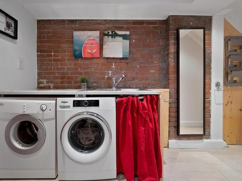 Powder room - 2139 Rue Beaudry, Montréal (Ville-Marie), QC - Indoor Photo Showing Laundry Room