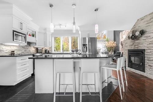 Kitchen - 1834Z  - 1834Az Ch. De La Grande-Ligne, Stoneham-Et-Tewkesbury, QC - Indoor Photo Showing Kitchen With Upgraded Kitchen