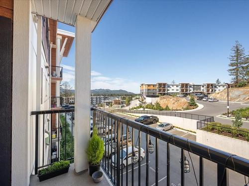 318-4830 Cedar Ridge Pl, Nanaimo, BC - Outdoor