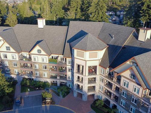 117-1395 Bear Mountain Pkwy, Langford, BC - Outdoor