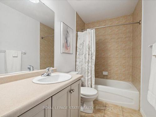 57 Marina Point Cres, Hamilton, ON - Indoor Photo Showing Bathroom