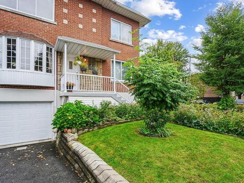 FaÃ§ade - 7242 Av. Somerled, Montréal (Côte-Des-Neiges/Notre-Dame-De-Grâce), QC - Outdoor With Deck Patio Veranda