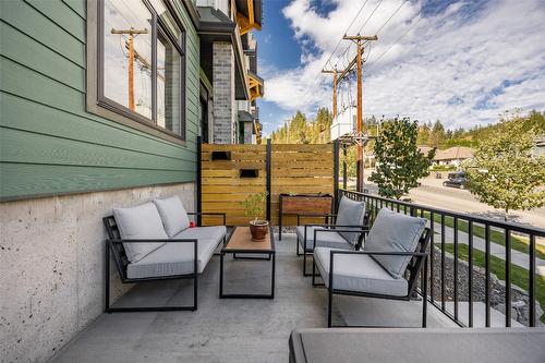 114-1435 Cara Glen Court, Kelowna, BC - Outdoor With Deck Patio Veranda With Exterior