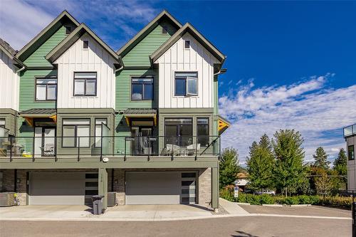 114-1435 Cara Glen Court, Kelowna, BC - Outdoor With Balcony