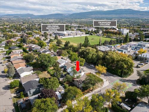 910 Raymer Avenue, Kelowna, BC 