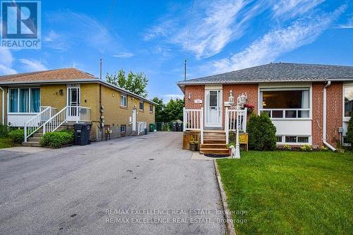 58 Fairglen Avenue, Brampton, ON - Outdoor