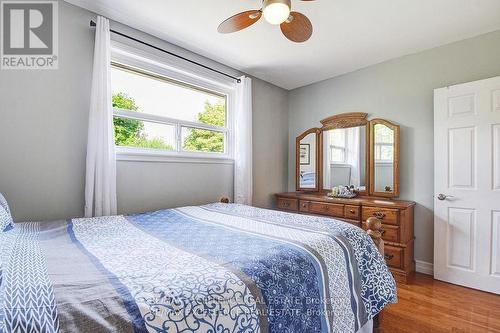 58 Fairglen Avenue, Brampton, ON - Indoor Photo Showing Bedroom