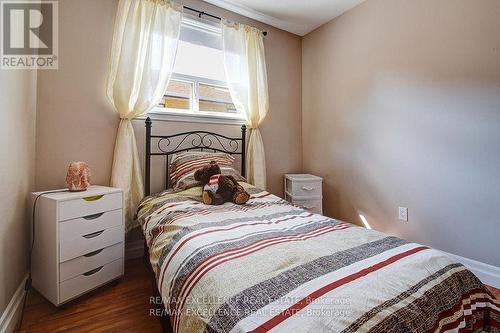 58 Fairglen Avenue, Brampton, ON - Indoor Photo Showing Bedroom