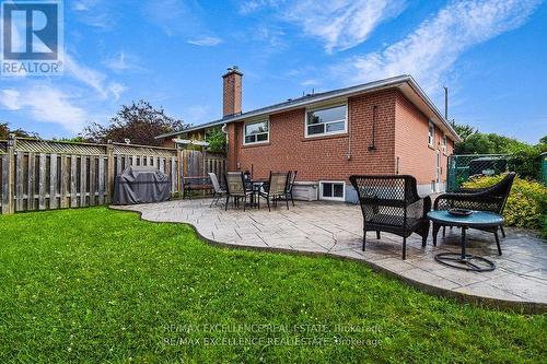 58 Fairglen Avenue, Brampton, ON - Outdoor With Exterior