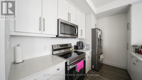 7 - 234 Edgevalley Road, London, ON - Indoor Photo Showing Kitchen