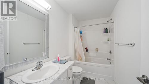 7 - 234 Edgevalley Road, London, ON - Indoor Photo Showing Bathroom