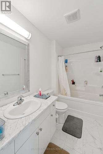 7 - 234 Edgevalley Road, London, ON - Indoor Photo Showing Bathroom