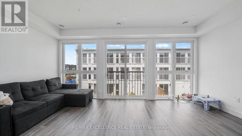 7 - 234 Edgevalley Road, London, ON - Indoor Photo Showing Living Room