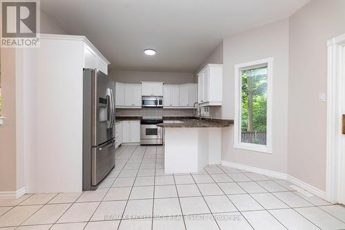 51 Stollar Boulevard, Barrie, ON - Indoor Photo Showing Kitchen